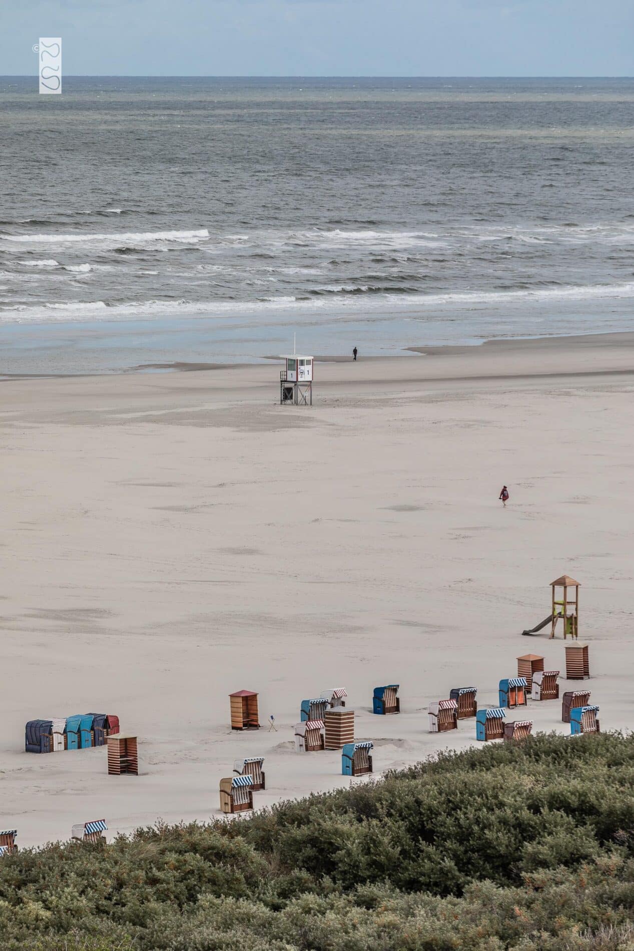 Strandmüll auf Juist Plastikmüll Strandmülleimer